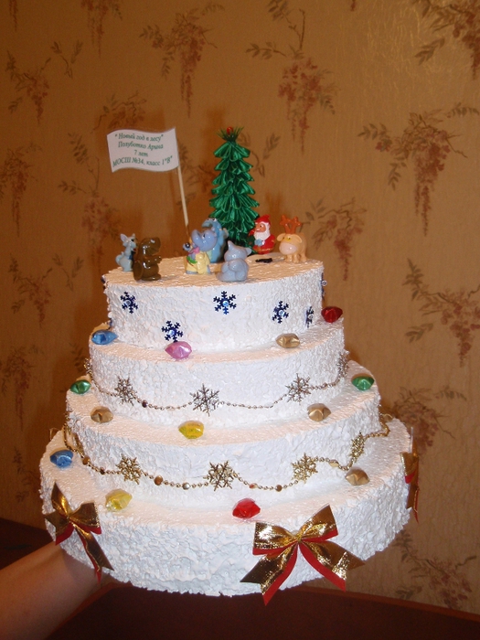 Необычный бумажный торт на день рождения. Поделки своими руками
