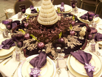  purple-and-floral-winter-holiday-table-via-decorateyourtable.1292395933 (700x525, 469Kb)