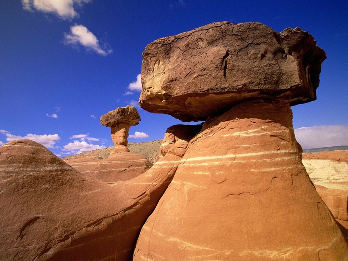 clouds landscapes nature desert rocks rock formations 1600x1200 wallpaper_www.wallmay.com_48 (700x525, 298Kb)