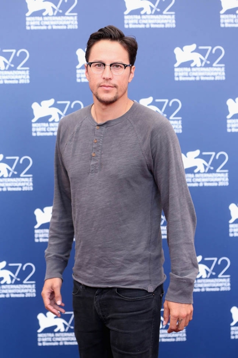 cary-fukunaga-venice-04sept15-08 (466x700, 187Kb)