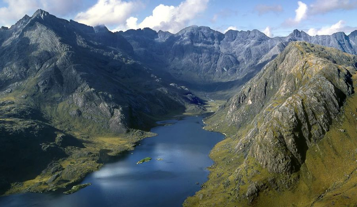 Loch_coruisk_2 (700x406, 297Kb)