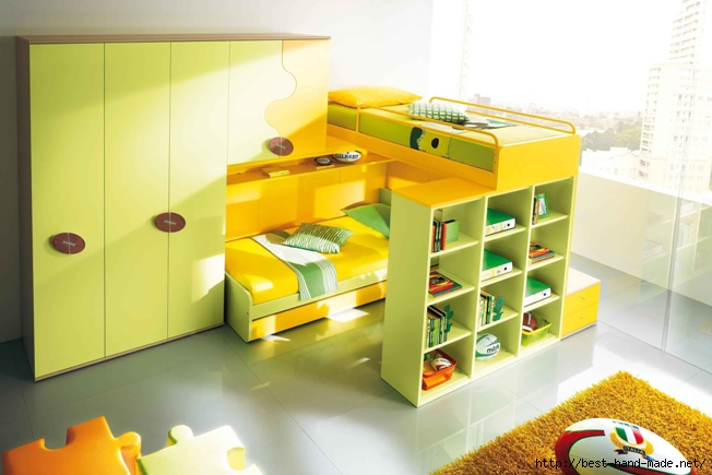 Green-and-Yellow-Bunk-Beds-for-Two-Kids-with-Bookshelv (652x435, 180Kb)