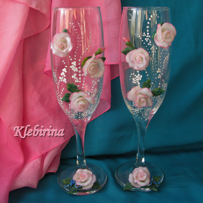 Декорируем свадебные бокалы цветами из полимерной глины, кристаллами и жемчугом Swarovski