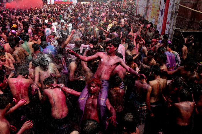 holi2010_03 (700x466, 127Kb)