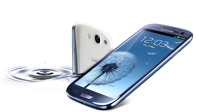 1353968200_samsung-i9300-galaxy-s-iii-16-gb (700x395, 57Kb)