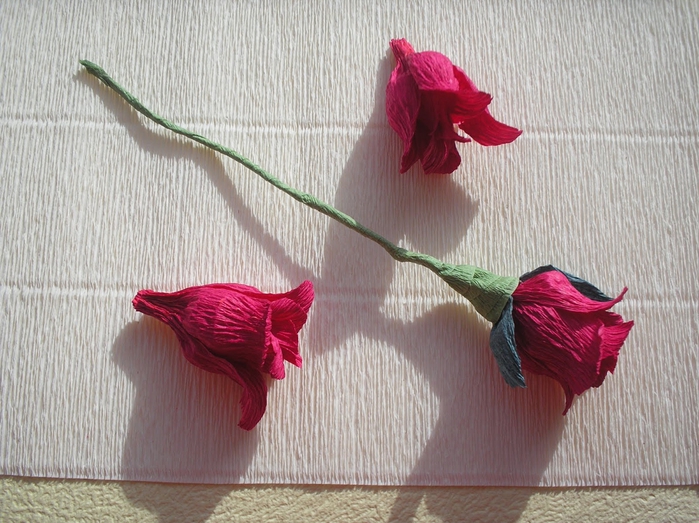 Цветы из гофрированной бумаги своими руками || Радуга52