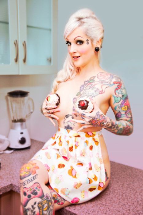 kitchen_antics_by_lizzisaurus-d5m2xyr (466x700, 210Kb)