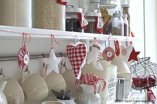fabric-ornament-red-white-garland-kitchen (600x400, 159Kb)
