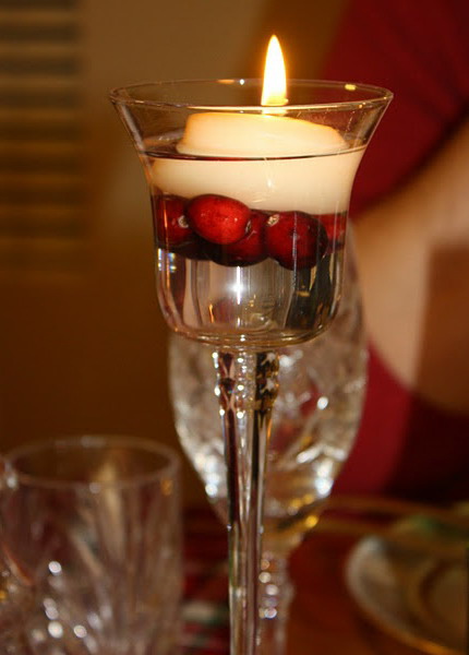 christmas-cranberry-and-red-berries-candles-decorating1-7 (530x700, 46Kb)