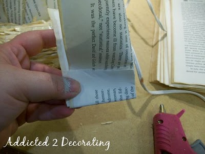 how to make a book wreath 11 (400x300, 24Kb)