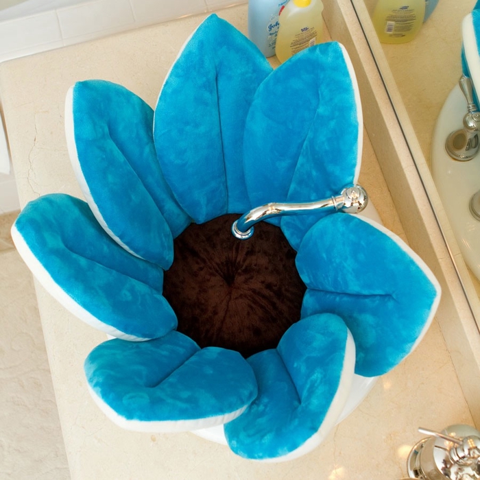 blooming-bath-baby-bath-turqouise-in-sink-no-baby (700x700, 297Kb)