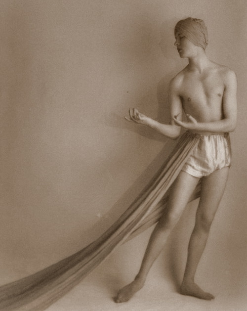 tumblr_md12bblf3p1r500f1o1_500 (500x629, 71Kb)