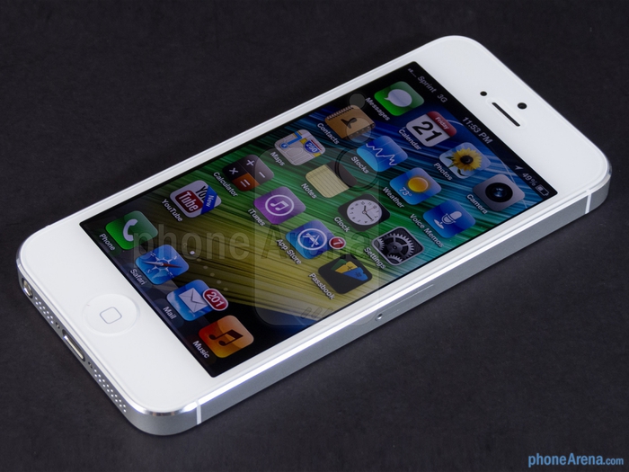 3821971_AppleiPhone5Review07jpg (700x525, 234Kb)