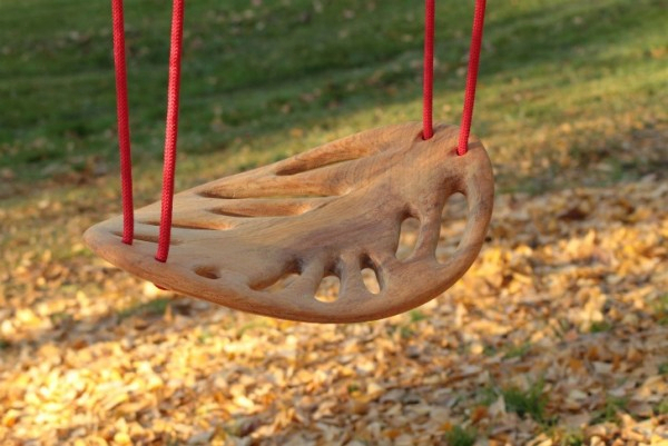 3925073_enessentia_Leaf_swing_1 (600x401, 236Kb)