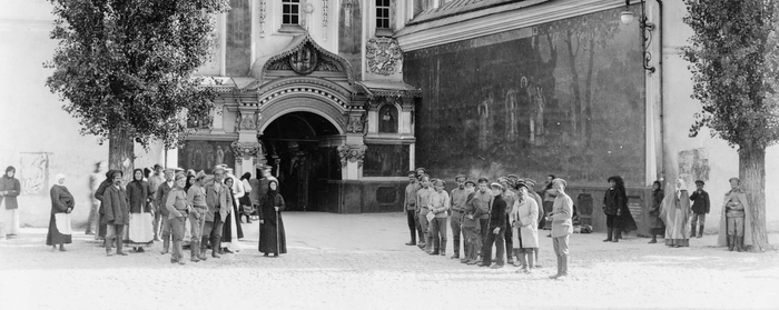 3418201_StaryiKyiv_OldKyiv_Starie_fotografii_Kieva__Foto_konca_19__nachala_20_veka__FRAGMENT___026 (700x279, 139Kb)