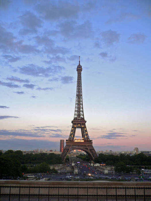 The Eiffel Tower1 (525x700, 32Kb)
