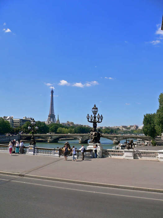 The Eiffel Tower3 (525x700, 33Kb)