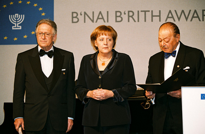B Nai B Rith Awards/5046362_Bite_Berlinoise2 (700x458, 170Kb)