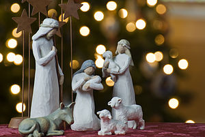 Nativity_tree2011 (300x201, 20Kb)