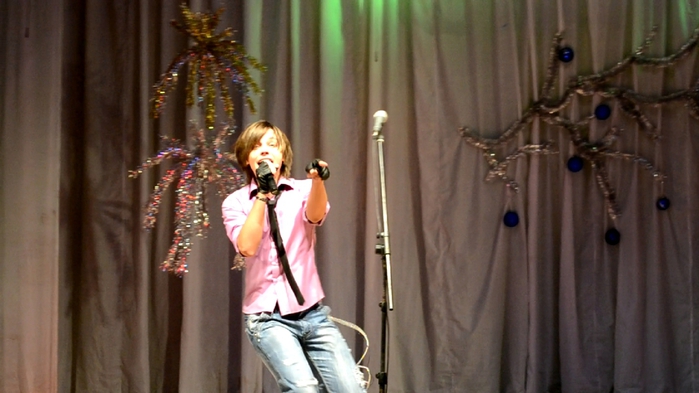 PDVD_006 2011 (700x393, 185Kb)