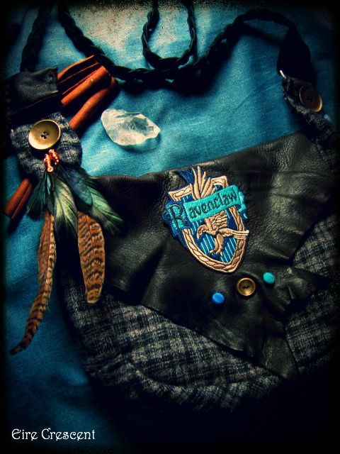 ravenclaw_bag_by_eirecrescent-d5nwyfk (480x640, 85Kb)