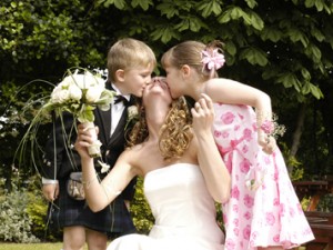 wedding_kids-300x225[1] (300x225, 28Kb)