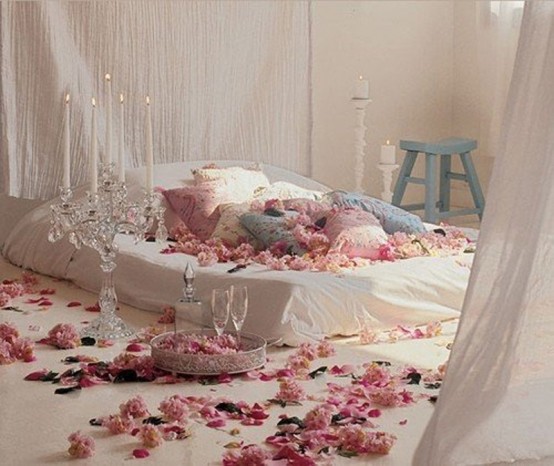 beautiful-bedroom-interior-ideas-for-valentines-day-2-554x466 (554x466, 67Kb)