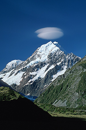 MtCook lenticular cloud (299x450, 92Kb)