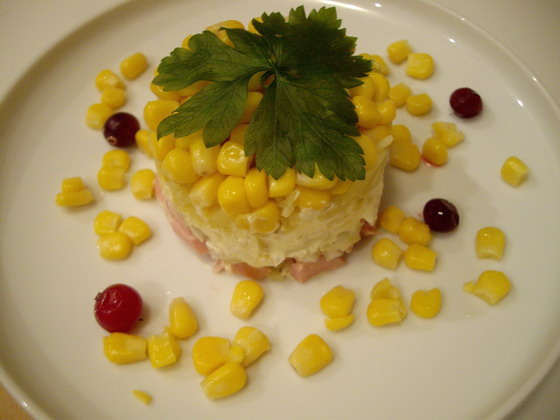 sloenij salat s kartofelem i sardeljkami (560x420, 57Kb)