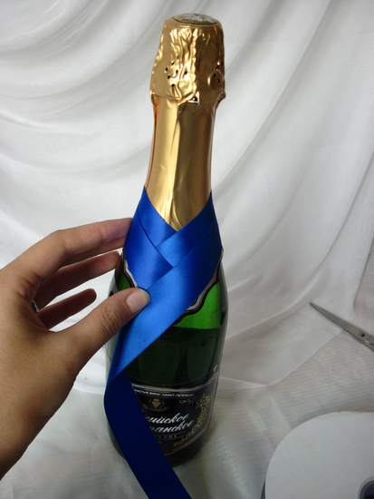 Подарок на свадьбу своими руками авторское оформление шампанского