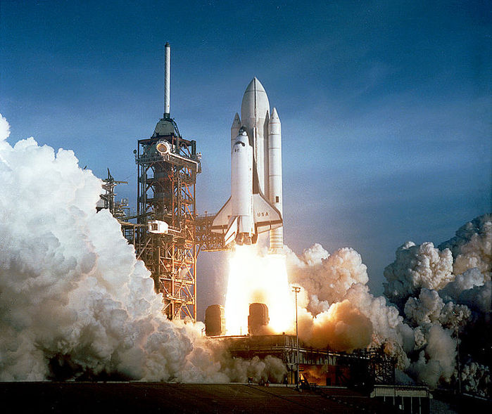 Space_Shuttle_Columbia_launching (700x589, 89Kb)