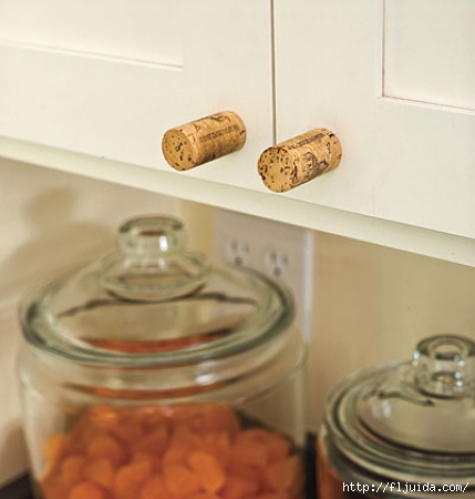 wine-cork-projects-cabinet-door-knobs-from-My-Home-Ideas (429x450, 95Kb)