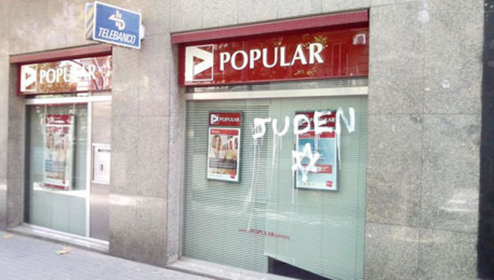 L'antisémitisme à Barcelone se manifeste devant les batiments du cartel judéo-financier./5046362_Antisemitisme_Barcelone (700x398, 135Kb)