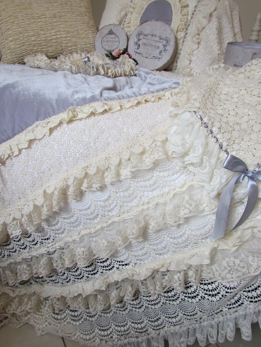 gray and lace bed throw 027 (515x686, 173Kb)