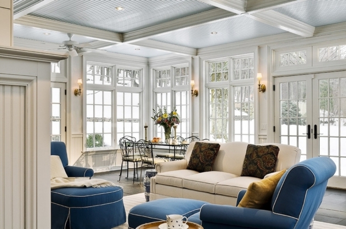 elegant-and-stylish-veranda-with-a-fireplace-3 (700x463, 221Kb)