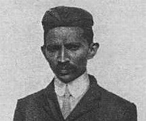 4497432_gandi_1 (300x250, 16Kb)