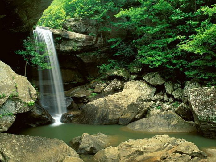 Eagle_Creek_Falls_Cumberland_Falls_State_Park_Kentucky (700x525, 171Kb)