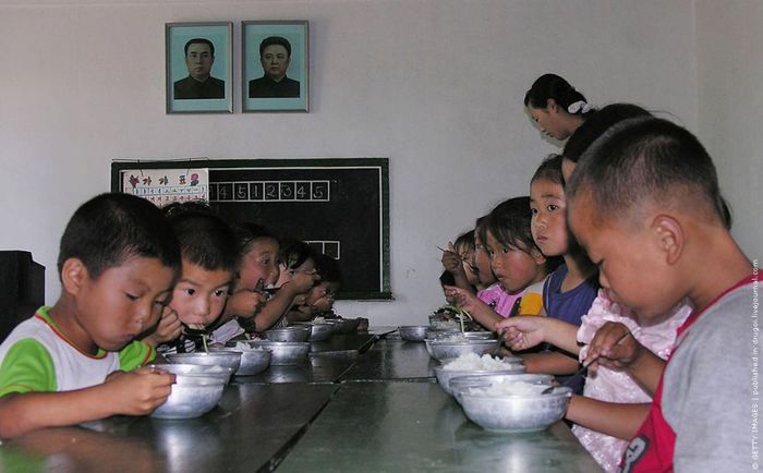 2757491_North_Korea_11 (700x434, 45Kb)
