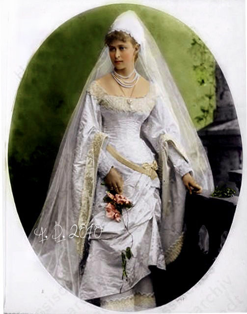 4723908_Elisabeth_in_white_by_VelkokneznaMaria (503x638, 76Kb)