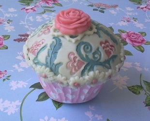 1362279615_thecupcakeblogcom__VintageRoseCupcake (310x250, 67Kb)