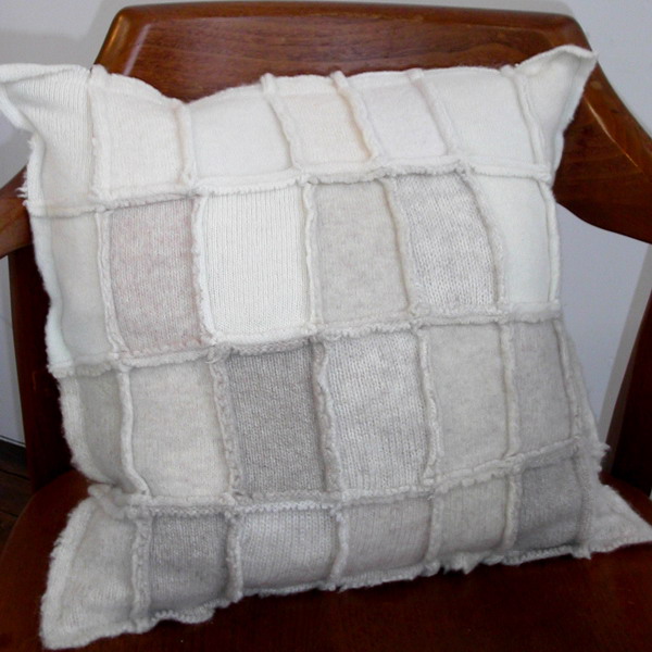 recycled-sweater-pillows-quilting4 (600x600, 84Kb)