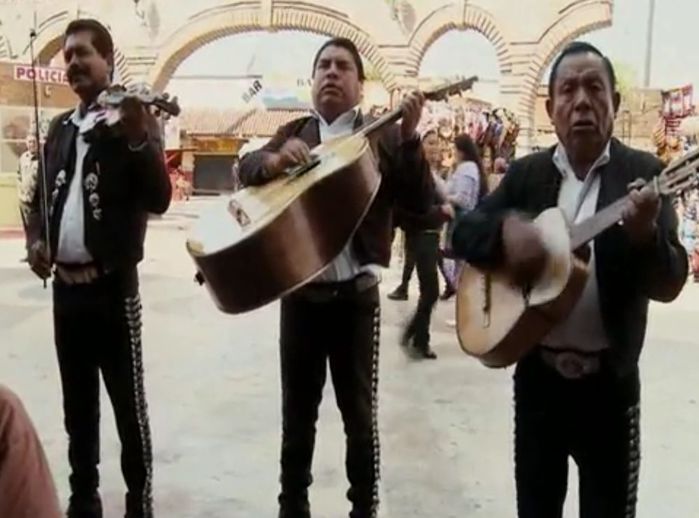 mexicanos (700x518, 48Kb)