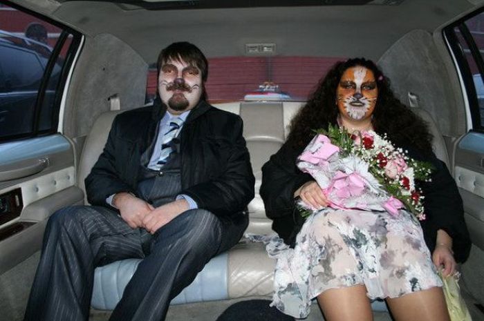 4649929_strange_wedding2 (700x465, 56Kb)
