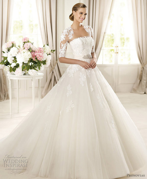 pronovias-pre-2013-domingo-wedding-dress (575x700, 89Kb)