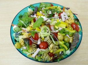 ital-yanskij-salat-s-makaronami-portsiya-300x224[1] (300x224, 27Kb)