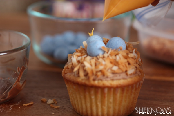 birds-nest-cupcakes-6 (600x400, 112Kb)