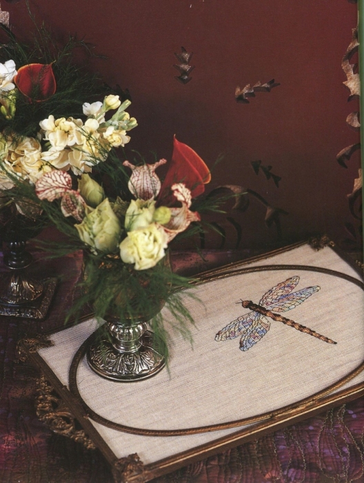 Отличный журнал вышивки Marie Barber - Cross-Stitch Florals (75) (528x700, 260Kb)