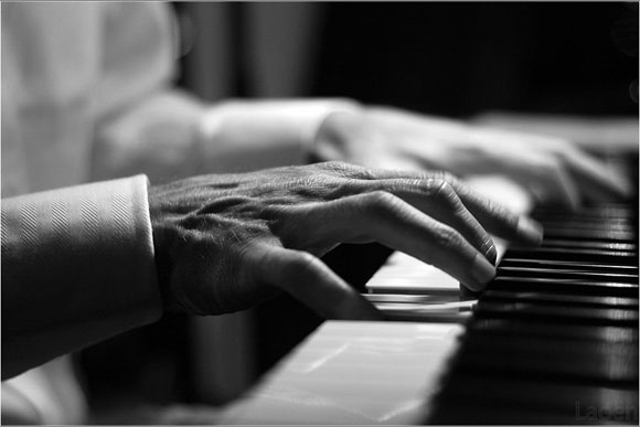 piano_player (580x387, 27Kb)