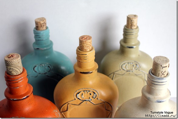 Painted-Crown-Royal-Bottles-www.turnstylevogue.com-3_thumb (585x391, 97Kb)