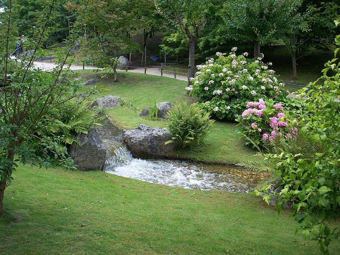 800px-Japanese_garden_(Hasselt,_Belgium) (700x525, 121Kb)